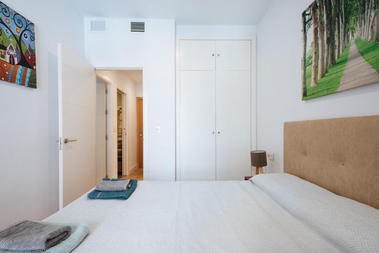 דירות סביליה Apartamento Estelar Con Piscina Y Garaje Nervion מראה חיצוני תמונה