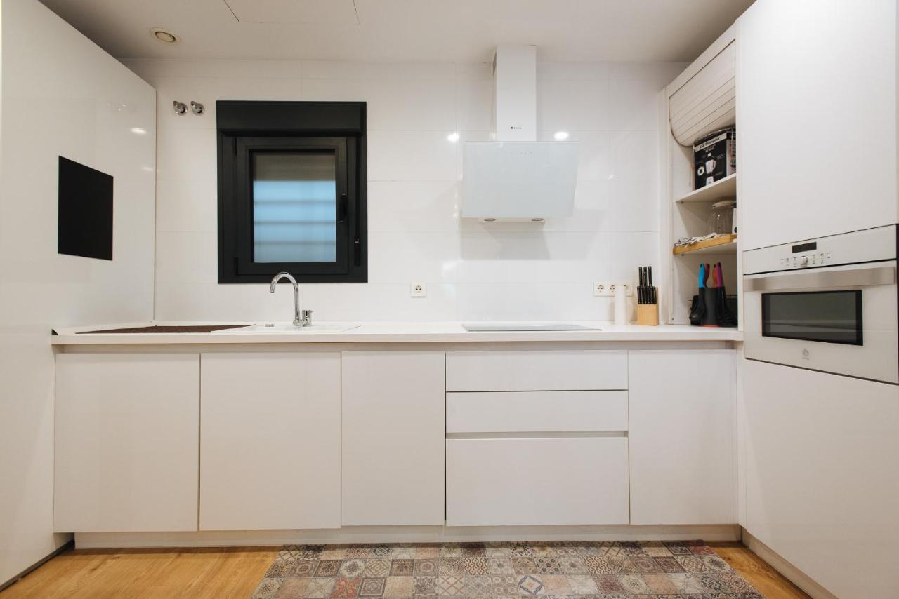 דירות סביליה Apartamento Estelar Con Piscina Y Garaje Nervion מראה חיצוני תמונה
