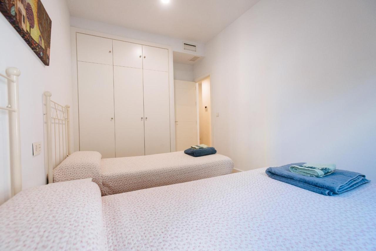 דירות סביליה Apartamento Estelar Con Piscina Y Garaje Nervion מראה חיצוני תמונה